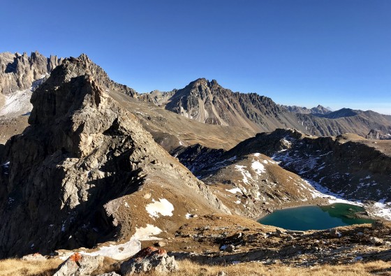 Au-dessus du Lac Blanc- vue sur le Col de la Ponsonnière