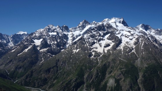 Barre des Écrins, Pic Gaspard,Pavé, Pic Oriental, Doigt de Dieu, Meije, Rateau