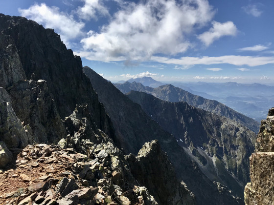 Depuis la crête sous le Grand Armet, le Grand Obiou