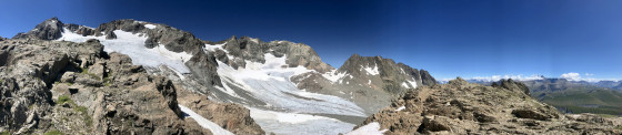 Du Mont Savoyat aux Sauvages en passant par le Pic Bayle et l\'Étendard, puis le Râteau des Rousses