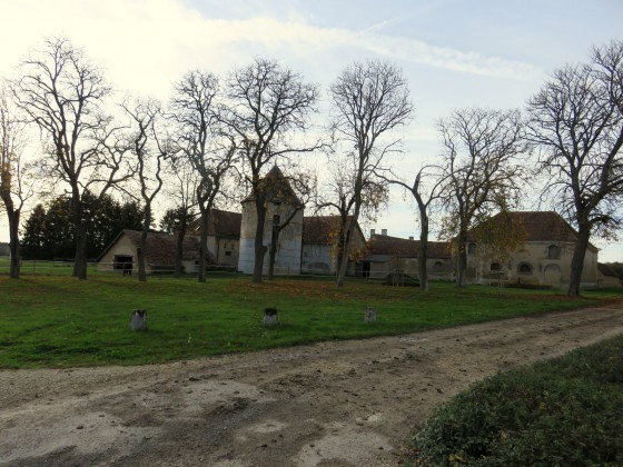 Ferme typique près du château de la Brosse