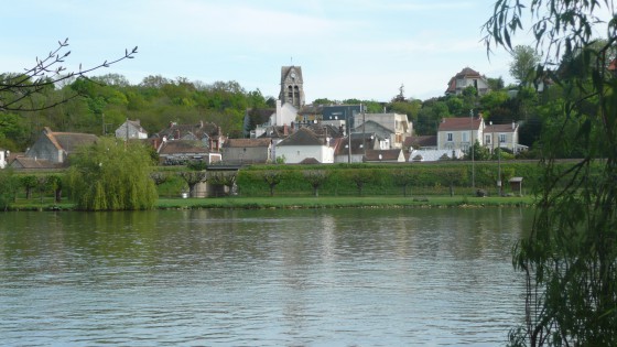 Fontaine-le-Port