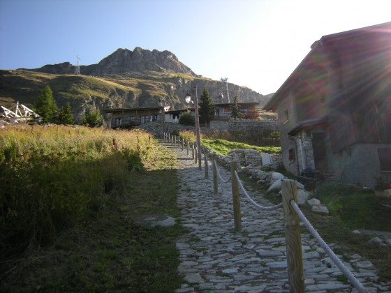 La calade de montée au village du Villaret