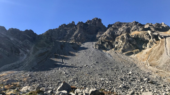 La Crête du Diable au-dessus de la Casse Pinière