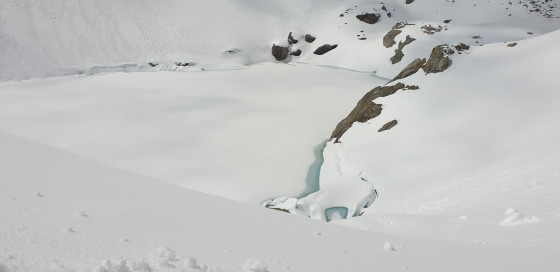 Lac en avril