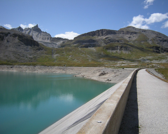 Le barrage de la Sassière