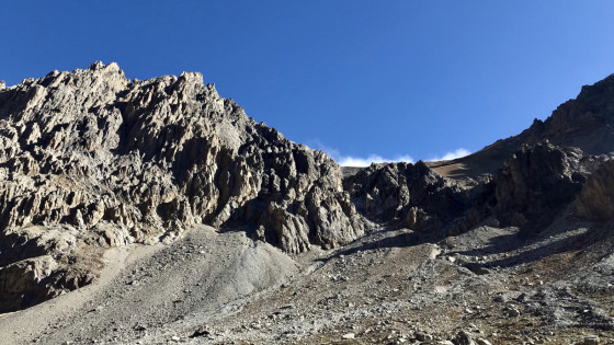 Le Col de l\'Étroit du Vallon, depuis les chalets du Vallon