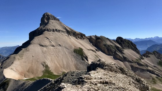 Le Grand Ferrand et l\'antécime de la Tête du Vallon Pierra