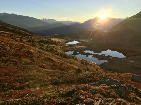 Les lacs de la Jasse à l'aurore