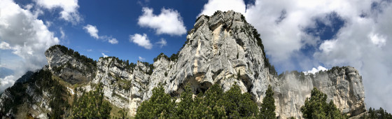 Les Rochers de l'Alpe