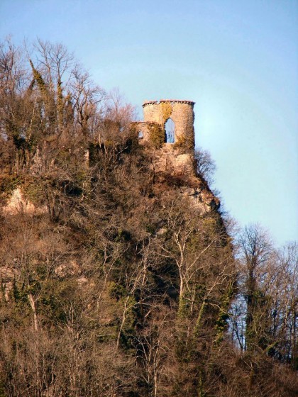 Les ruines du château féodal