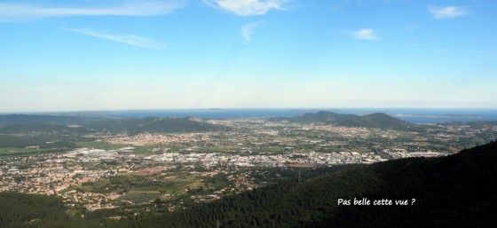 Panorama vers la mer et les îles