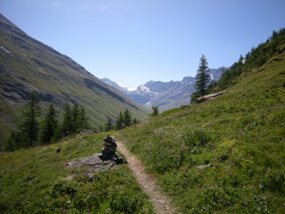 Sentier rive gauche