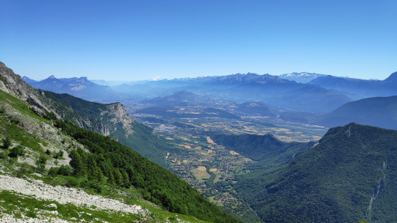 Vue sur le Mont Blanc,la Charteuse, Belledone et Grenoble