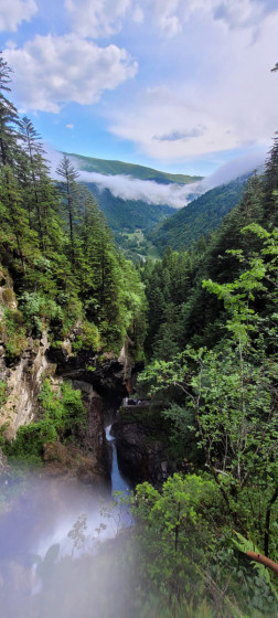 Vue sur luchon et le lys