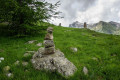 Cairns sur le sentier de l'Oussella