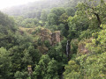 Cascade supérieure et cheminée de fée