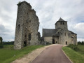 Château de la Chapoulie et église