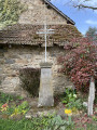 Croix juste avant l'arrivée au hameau des Sagnes