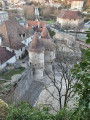 Des remparts, vue sur la Porte Rivotte.