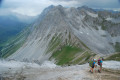 Descente vers le col du Mône depuis le sommet du Petit Mont-Blanc