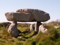 Dolmen en T de Kerugou