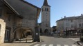 Eglise et rue des voutes d'Arinthod