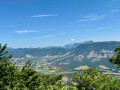 En grimpant au col des Combes