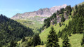 En quittant l'alpage du Blanchet, vue sur la chaîne des Aravis