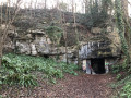 Entrée de cavité dans la vallée de la Mue