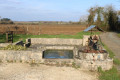 Fontaine et lavoir de Pers