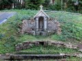 Fontaine-oratoire Saint-Léger