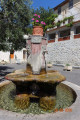 Fontaine place de la mairie à Conségudes