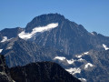 Gros plan sur la Roche de la Muzelle et ses glaciers