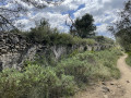 Vers le pont du Gard par les aqueducs au départ de Castillon-du-Gard