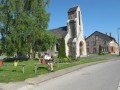 L'église de la Neuville aux Larris