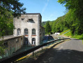 la centrale hydro-électrique et sa conduite forcée