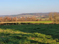 La vallée de l'Huisne et le village d'Avezé