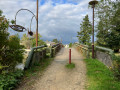 La passerelle au dessus du canal