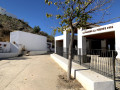 Le lavoir et la fontaine du village