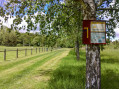 Sentier de Claire, le long terrain rugby