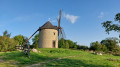 Le sentier du tertre autour du Mont-Dol