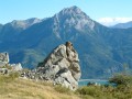 Le rocher de la marmotte et le pic du Morgon