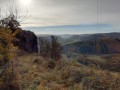 Les Orgues de Chadecol et Vue sur la Vallée de l'Allagnon