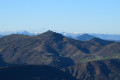 Les Pyrénées blanchis en arrière plan du Mondarrain