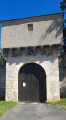 Porte du vieux château à Montaillou