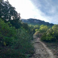 Une autre vue prise depuis le sentier qui monte vers la Croix