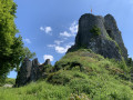 Une belle vue sur les ruine du chateau de Montaigle