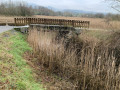 Une passerelle pour poursuivre le long du marais