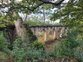 Vestiges d'une ancienne usine fabriquant des produits réfractaires